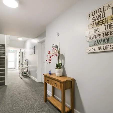 Manor Heath - The Penthouse Apartment Scarborough