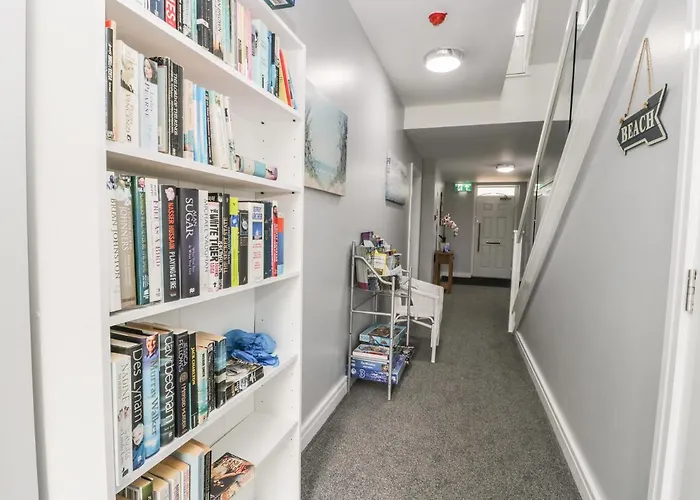 Manor Heath - The Penthouse * Скарборо