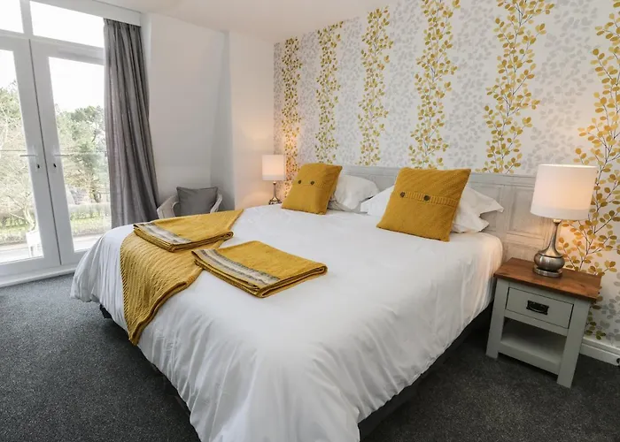 Апартаменты Manor Heath - The Penthouse