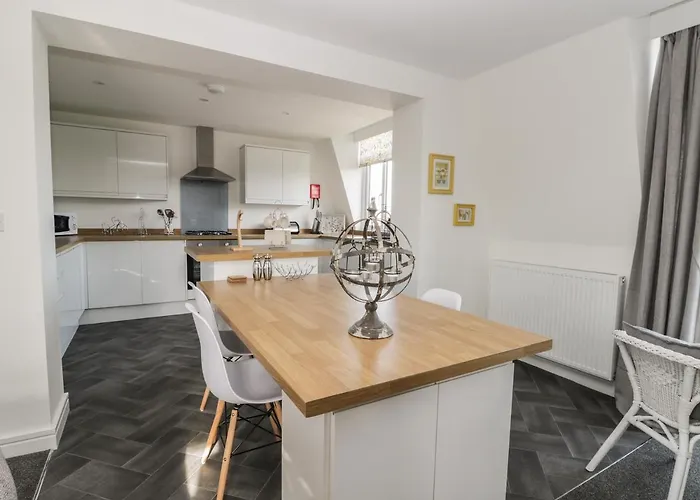 Manor Heath - The Penthouse Скарборо